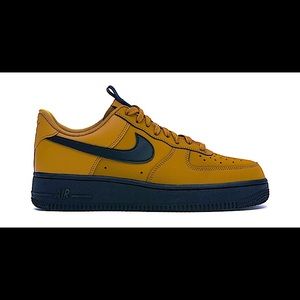 Never worn, Black and Tan Air Force 1